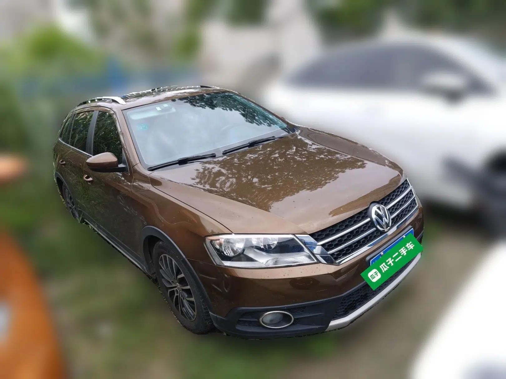 Volkswagen Cross Lavida 2014 1.6L Automatic — миниатюра 3