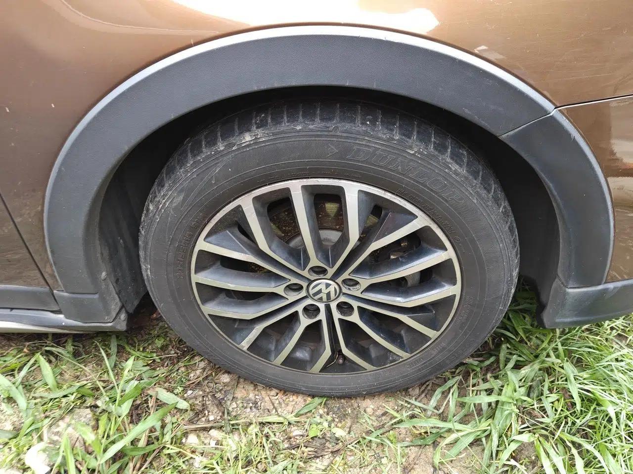 Volkswagen Cross Lavida 2014 1.6L Automatic — миниатюра 8