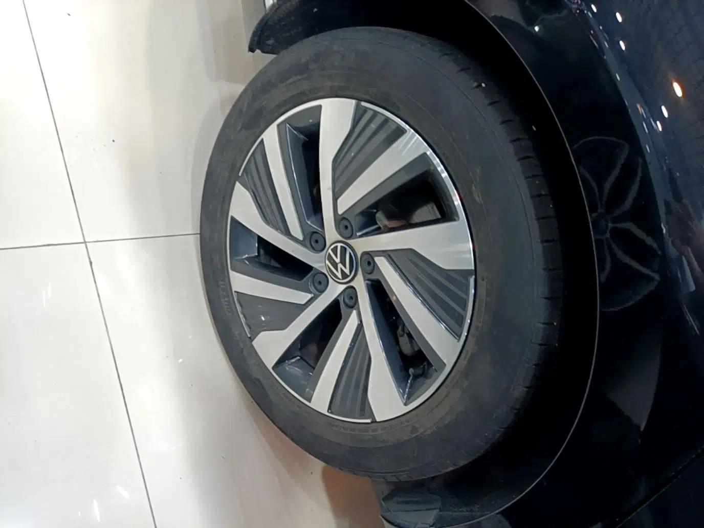 Volkswagen Magotan GTE Plug-in Hybrid 2022 GTE Luxury Model — миниатюра 11