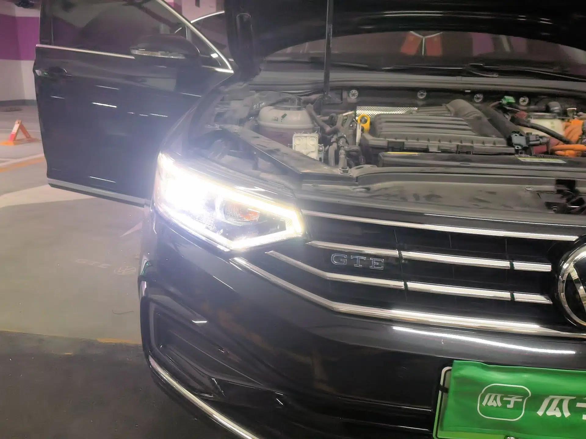 Volkswagen Magotan GTE Plug-in Hybrid 2022 GTE Luxury Model — миниатюра 7
