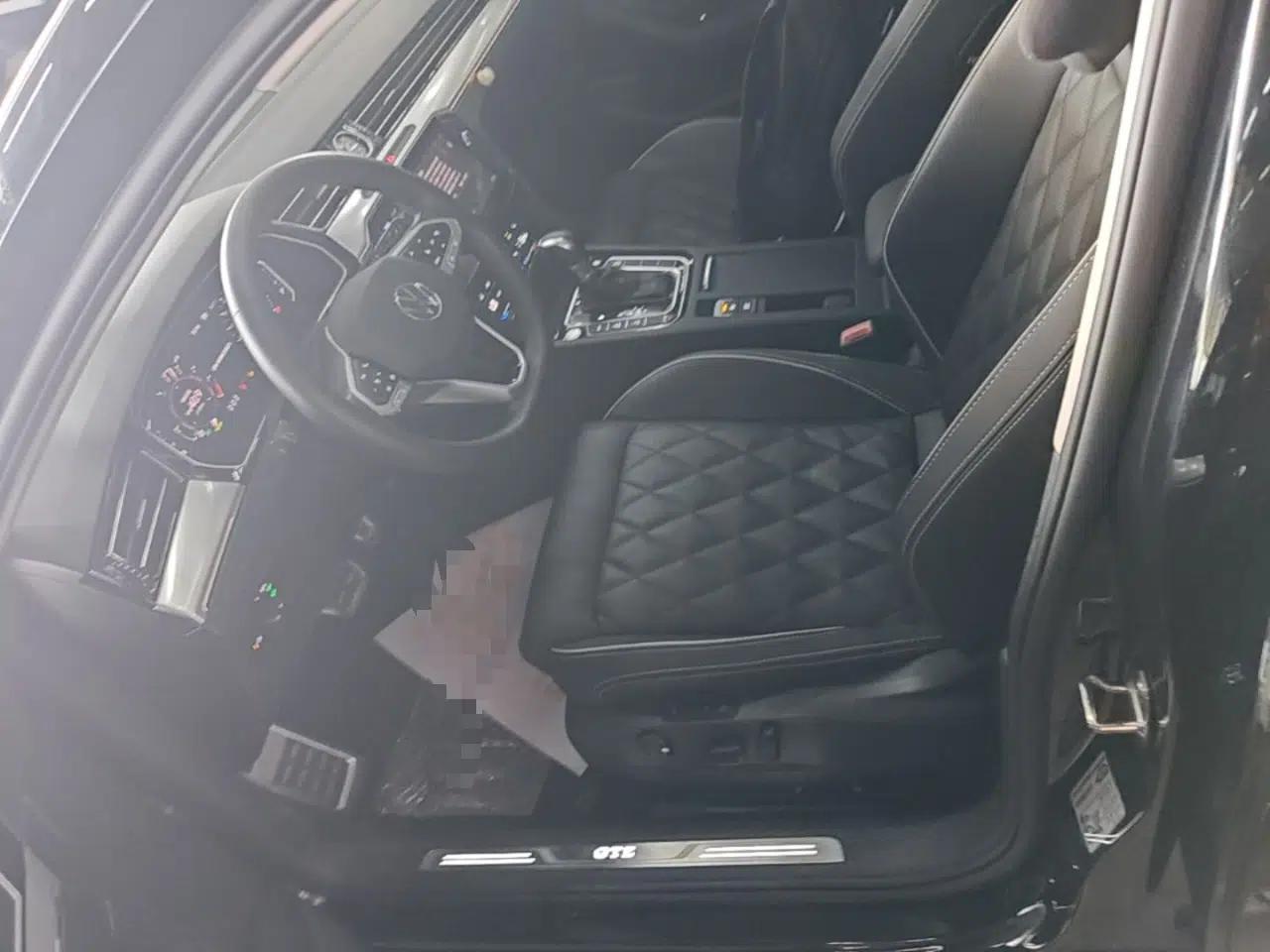 Volkswagen Magotan GTE Plug-in Hybrid 2022 GTE Prestige Model — миниатюра 17