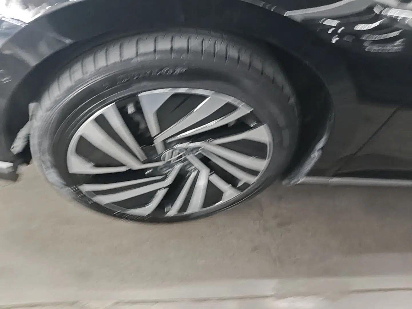 Volkswagen Magotan GTE Plug-in Hybrid 2022 GTE Prestige Model — миниатюра 10