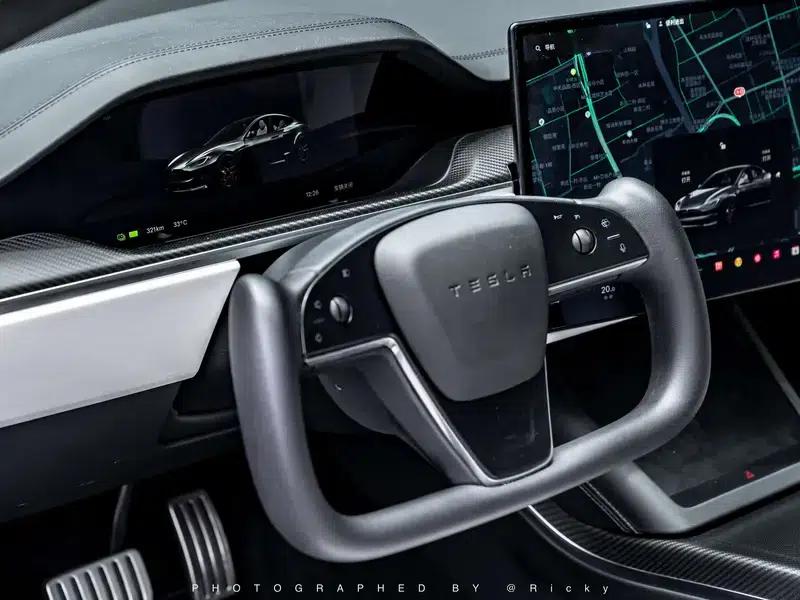2023 Model S Plaid Tri-Motor All-Wheel Drive — миниатюра 11