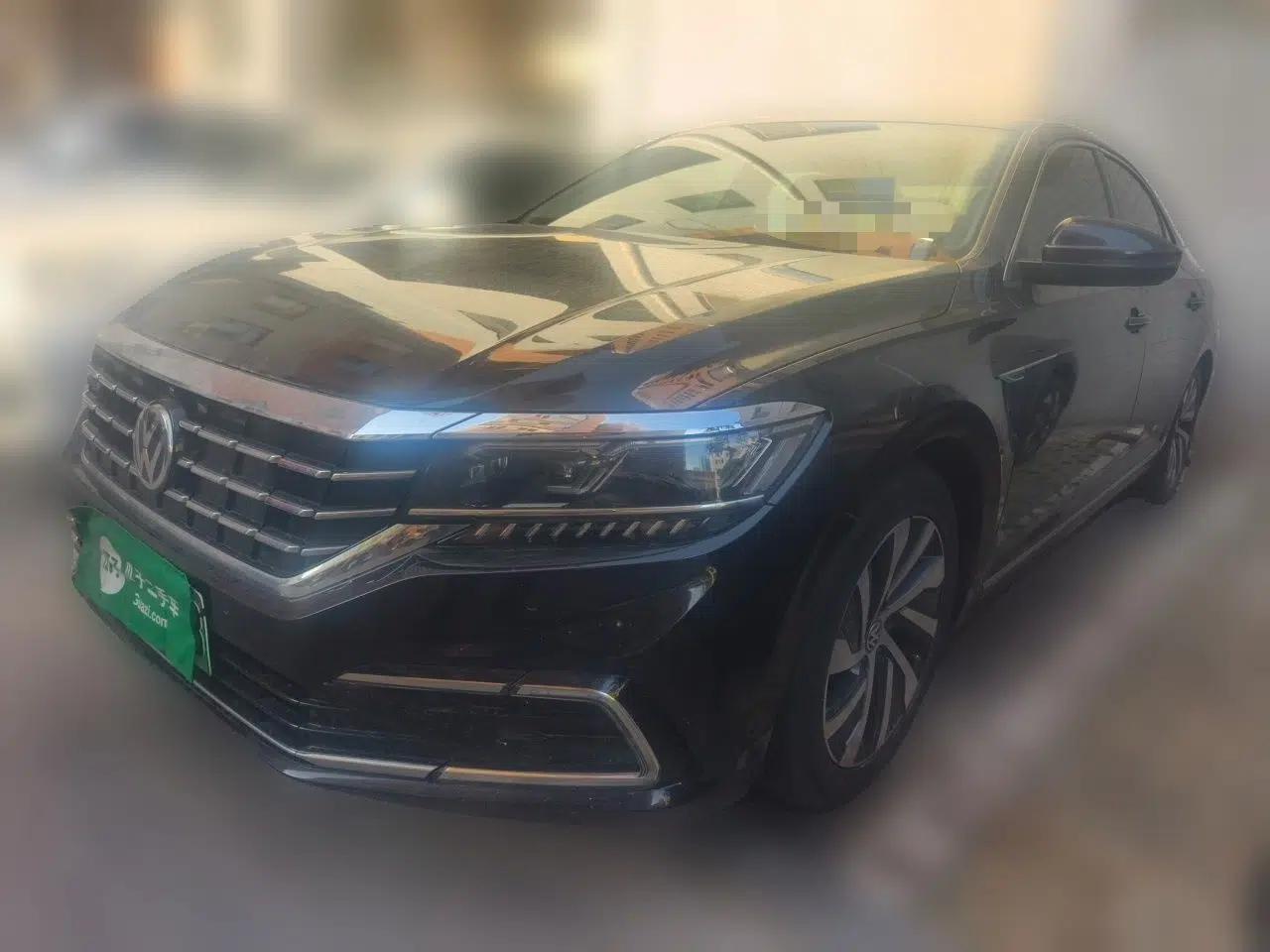 Volkswagen Passat New Energy 2019 430 PHEV Hybrid Luxury Edition — миниатюра 1