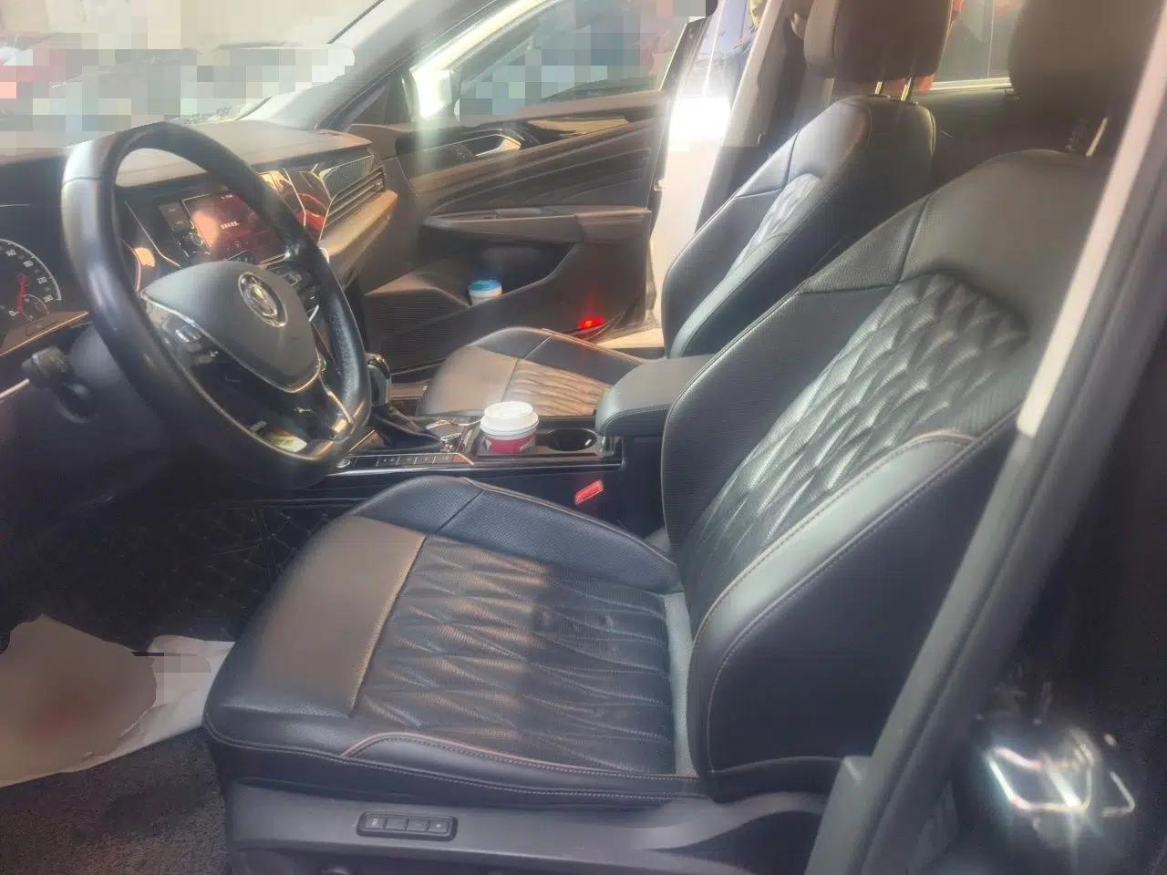 Volkswagen Passat New Energy 2019 430 PHEV Hybrid Luxury Edition — миниатюра 15