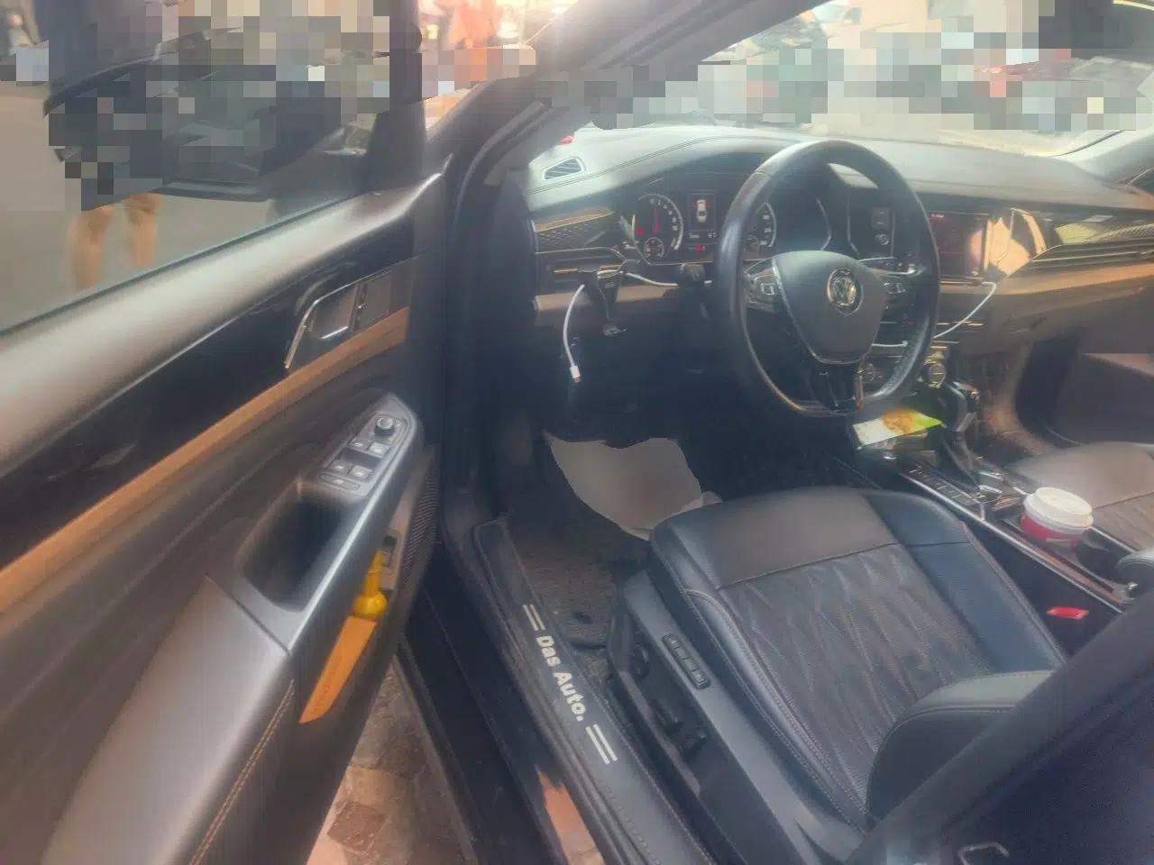 Volkswagen Passat New Energy 2019 430 PHEV Hybrid Luxury Edition — миниатюра 16