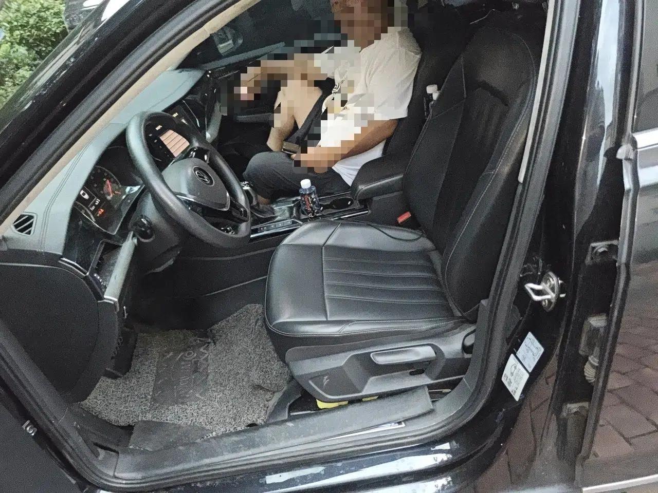 Volkswagen Passat New Energy 2020 430 PHEV Hybrid Elite Edition China VI Standard — миниатюра 15