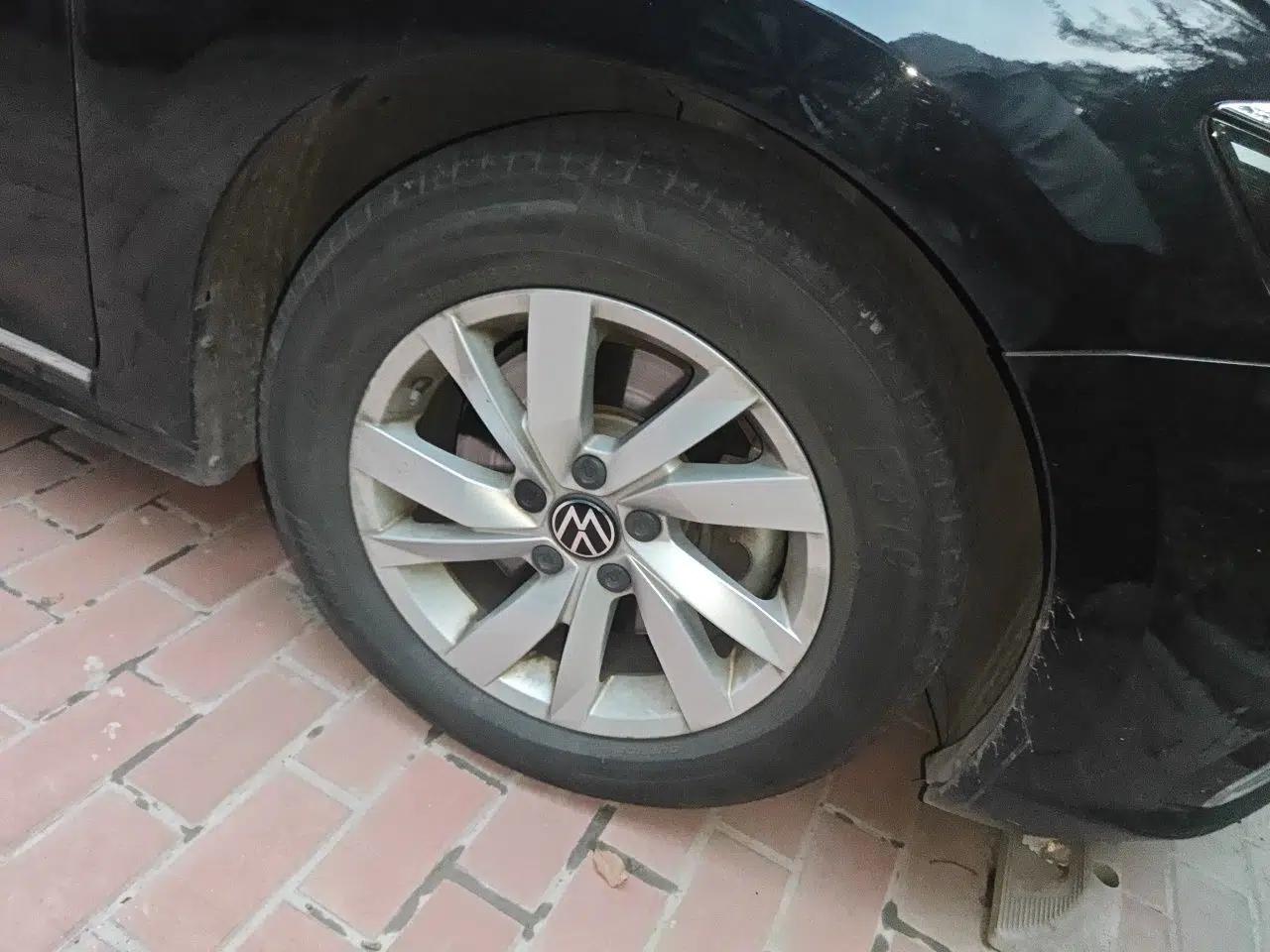 Volkswagen Passat New Energy 2020 430 PHEV Hybrid Elite Edition China VI Standard — миниатюра 8