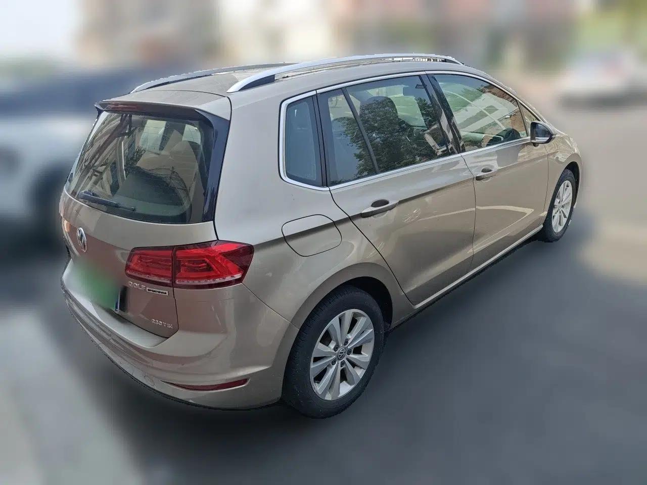 Volkswagen Golf Sportsvan 2016 230TSI Automatic Trend Edition — миниатюра 6