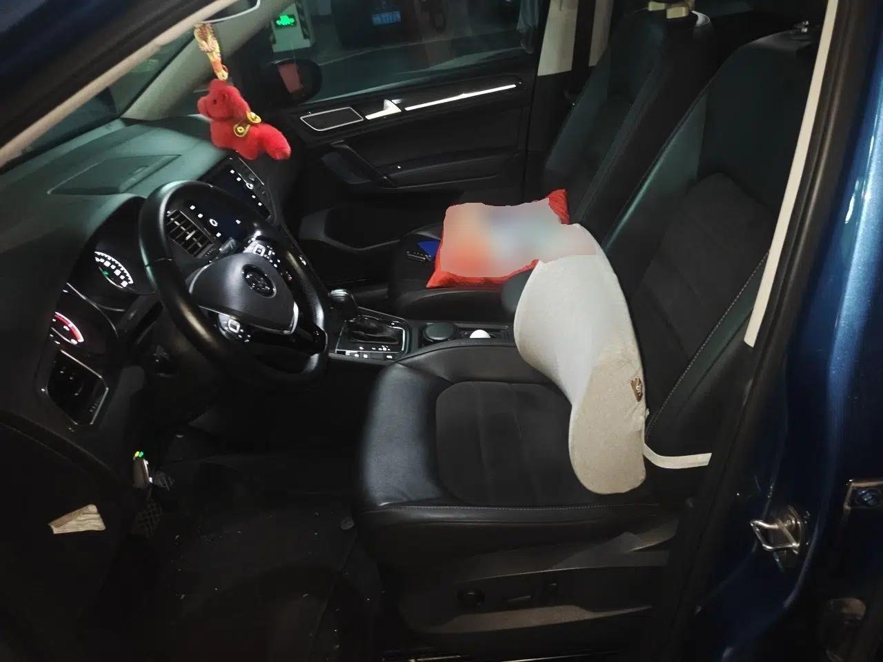Volkswagen Golf Sportsvan 2018 280TSI Automatic Luxury Model — миниатюра 15
