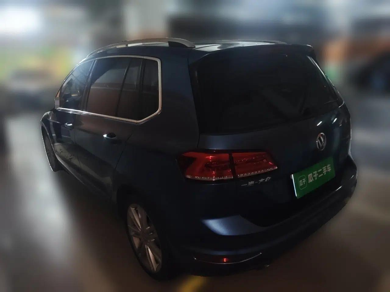 Volkswagen Golf Sportsvan 2018 280TSI Automatic Luxury Model — миниатюра 4