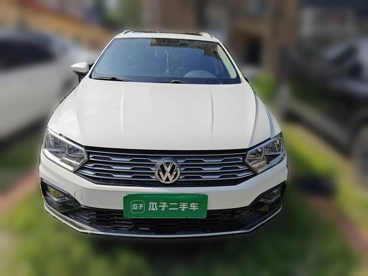 Volkswagen C-TREK 2017 1.6L Automatic Comfort Model — миниатюра 2