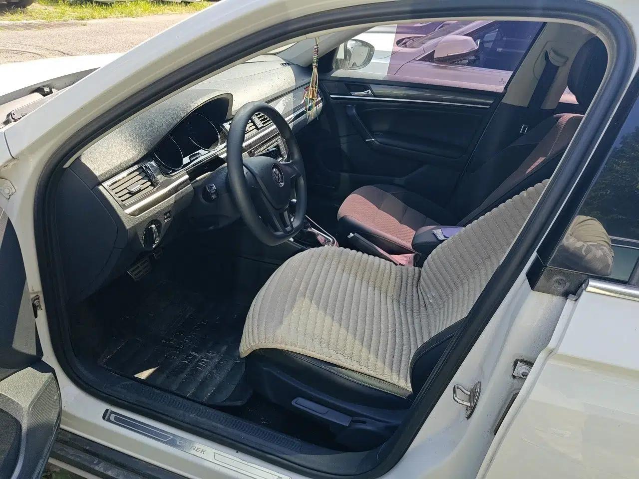 Volkswagen C-TREK 2017 1.6L Automatic Comfort Model — миниатюра 16