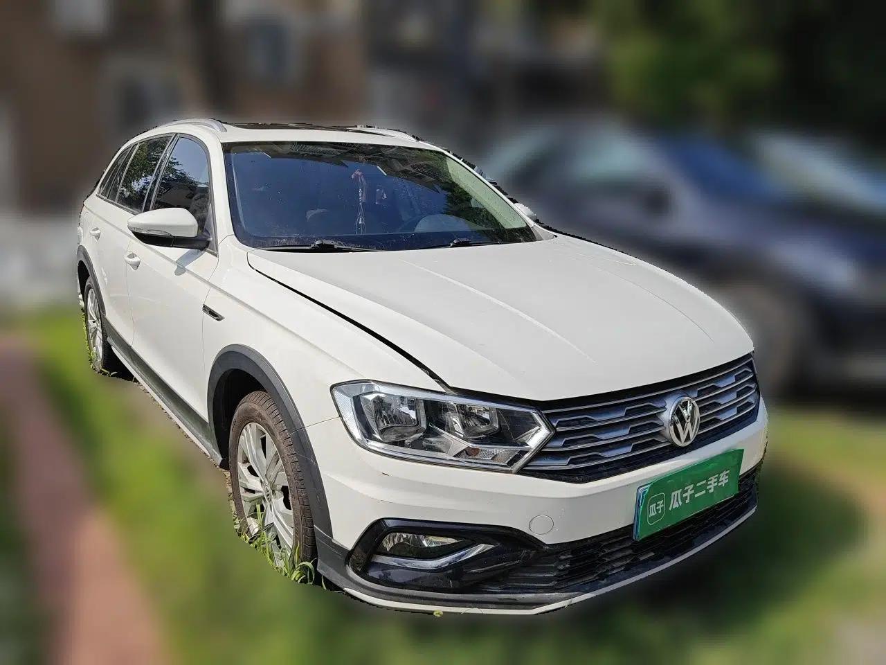 Volkswagen C-TREK 2017 1.6L Automatic Comfort Model — миниатюра 3