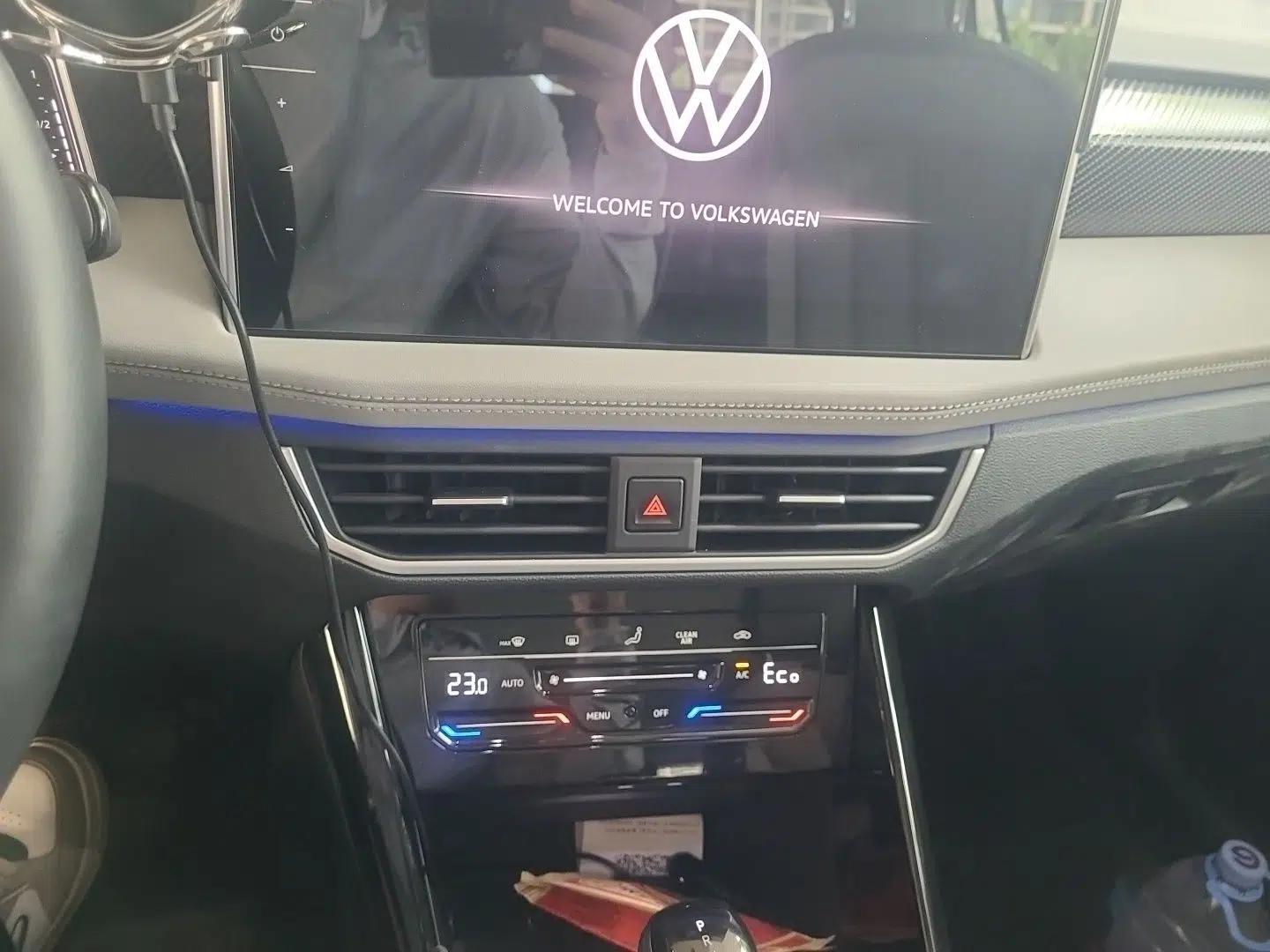 Volkswagen Tayron GTE Plug-in Hybrid 2023 280TSI Luxury Plus Advanced Edition — миниатюра 13