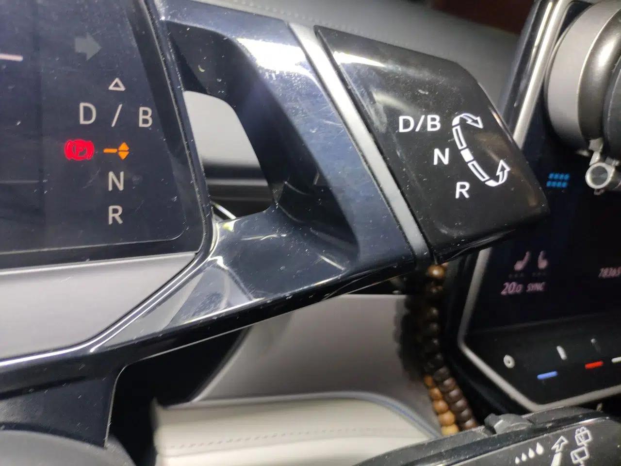Volkswagen ID.6 CROZZ 2021 Long-Range PRO Edition — миниатюра 14