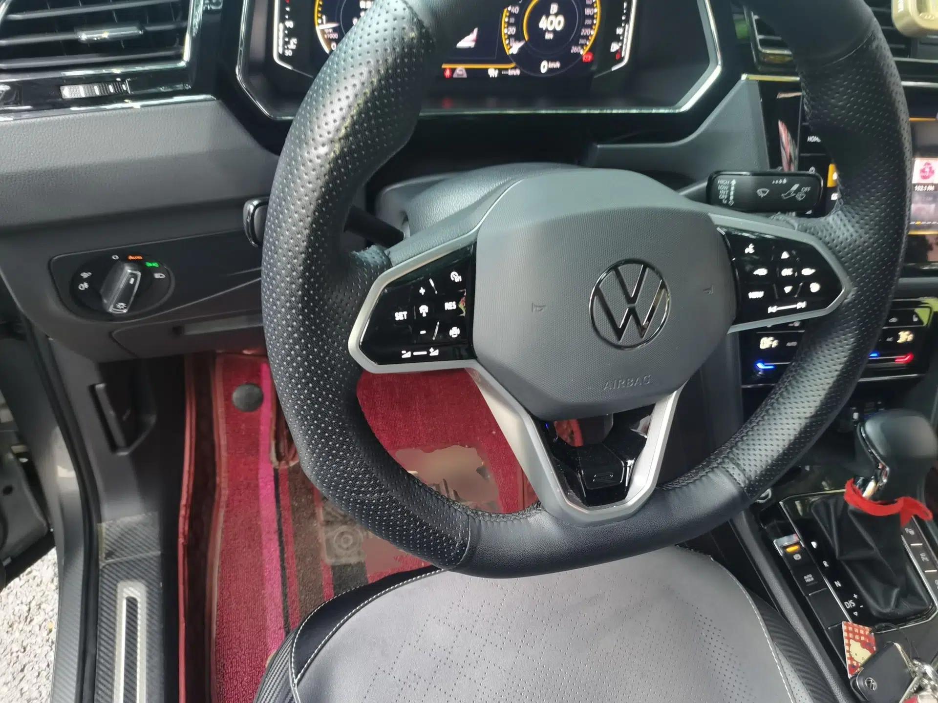 Volkswagen Tiguan X 2021 330TSI Two-Wheel-Drive Flagship Edition — миниатюра 10