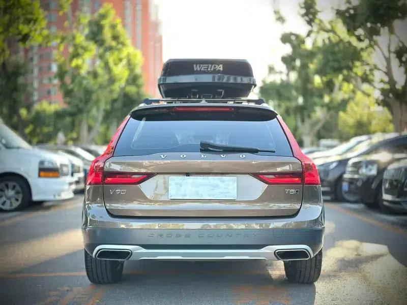 2017 Volvo V90 Cross Country T5 AWD Smart Edition — миниатюра 3