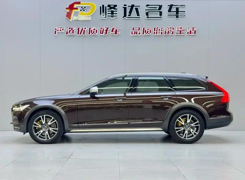 2017 Volvo V90 Cross Country T5 AWD Smart Edition — миниатюра 3