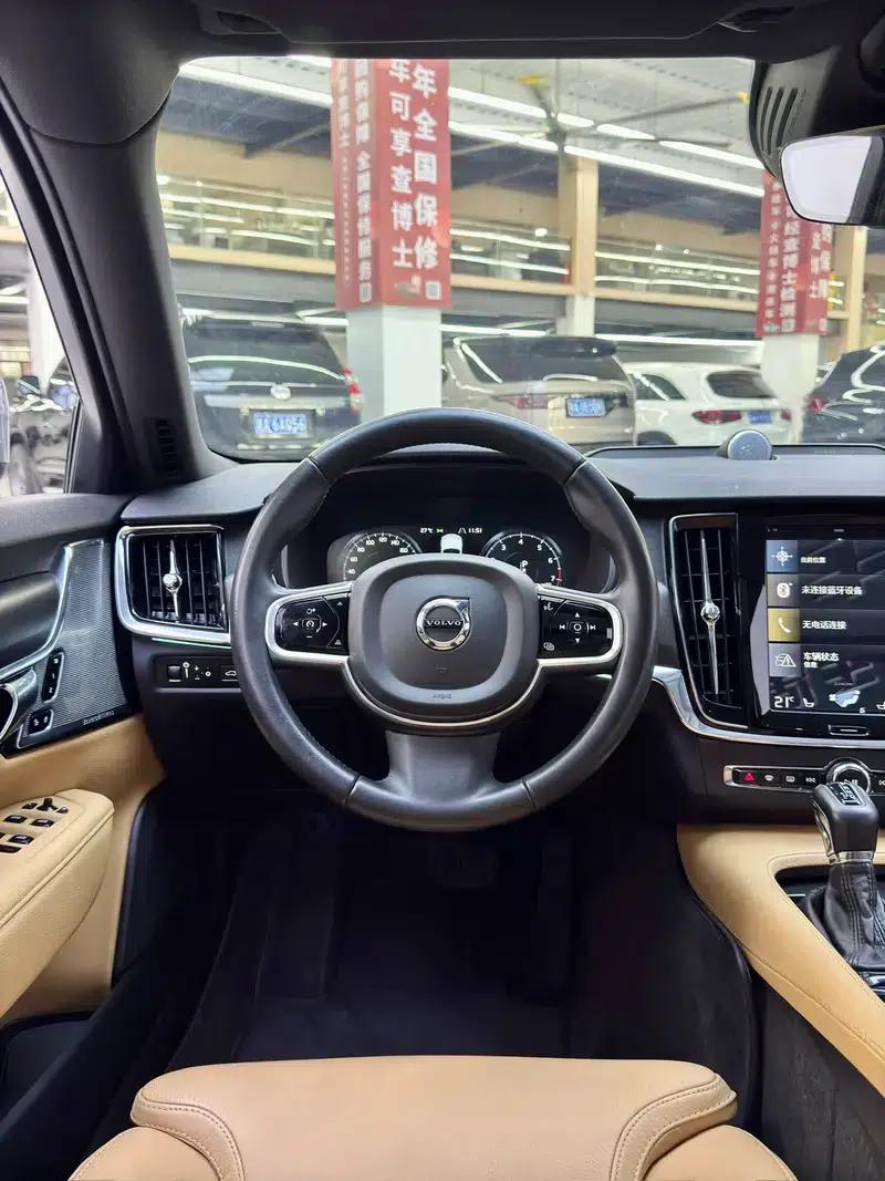 2017 Volvo V90 Cross Country T5 AWD Smart Edition — миниатюра 9