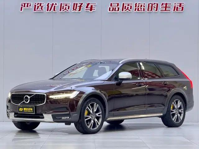 2017 Volvo V90 Cross Country T5 AWD Smart Edition