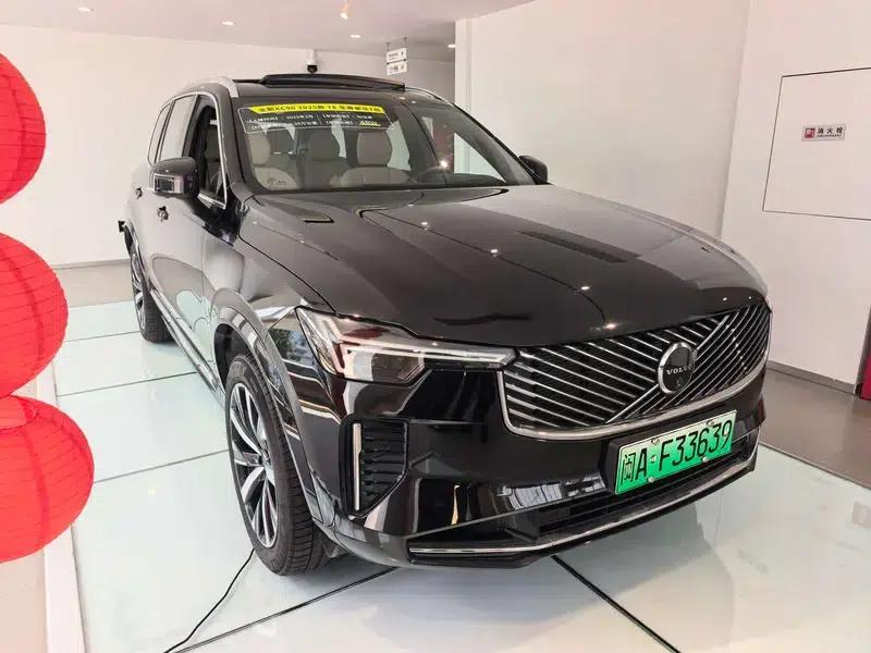 Volvo XC90 PHEV 2025 E-Drive Hybrid T8 Long Range Premium Luxury Edition 7-Seater — миниатюра 3