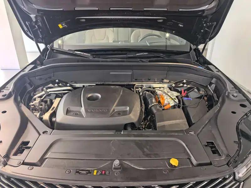 Volvo XC90 PHEV 2025 E-Drive Hybrid T8 Long Range Premium Luxury Edition 7-Seater — миниатюра 9