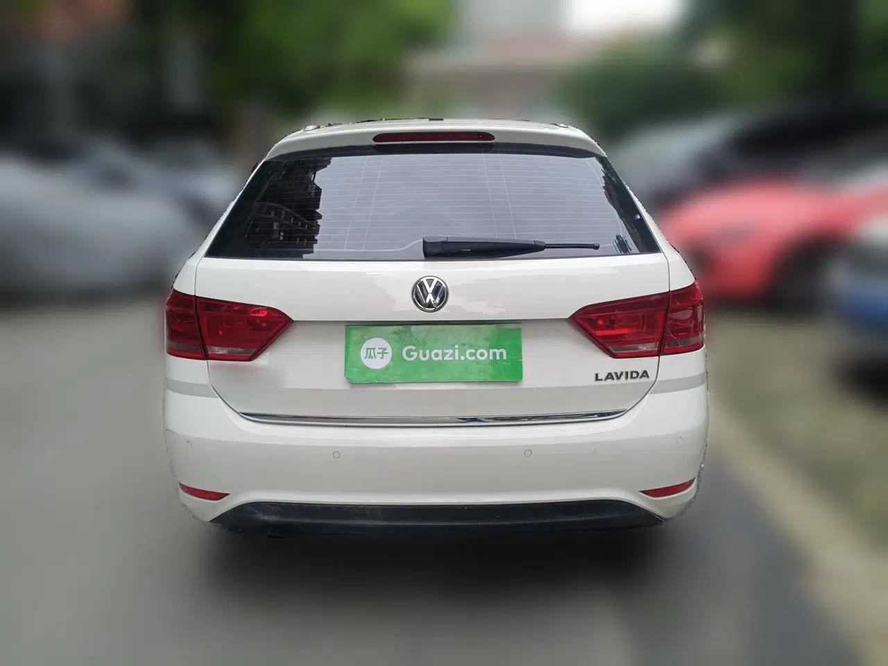 Volkswagen Gran Lavida 2015 1.6L Manual Comfort Edition — миниатюра 5