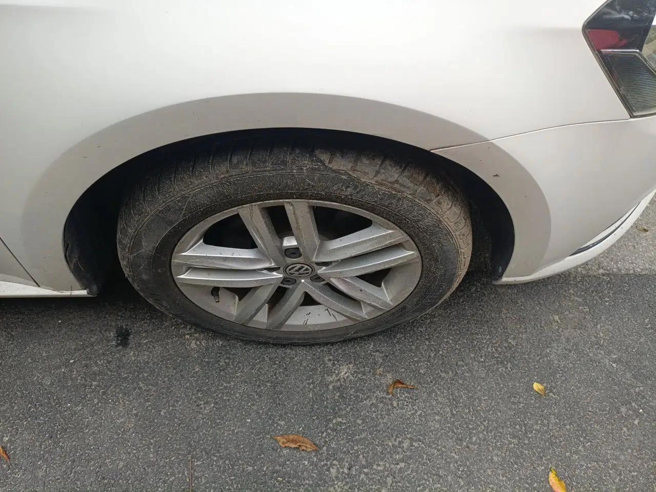 Volkswagen Gran Lavida 2015 1.6L Manual Comfort Edition — миниатюра 8