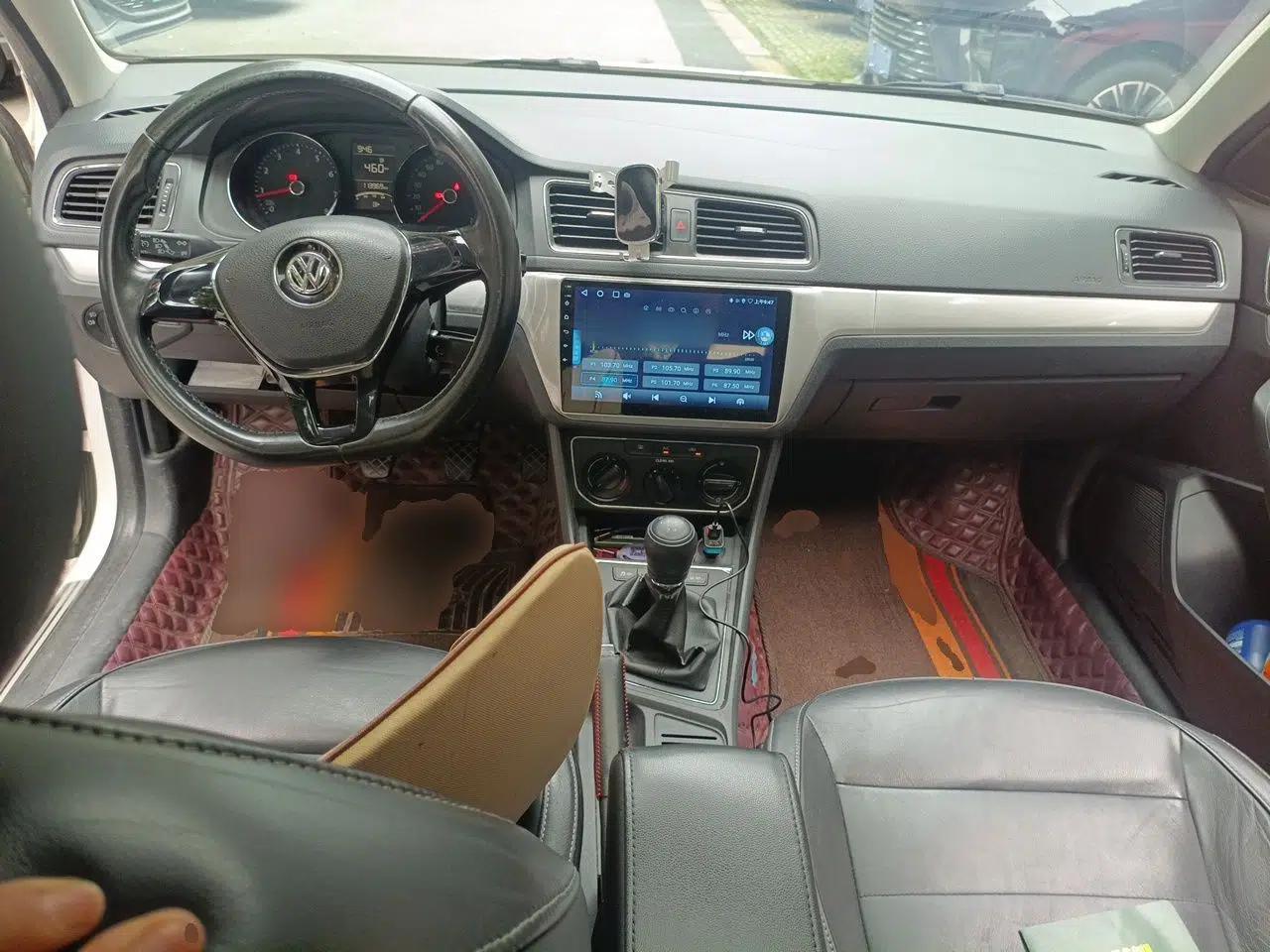 Volkswagen Gran Lavida 2015 1.6L Manual Comfort Edition — миниатюра 9