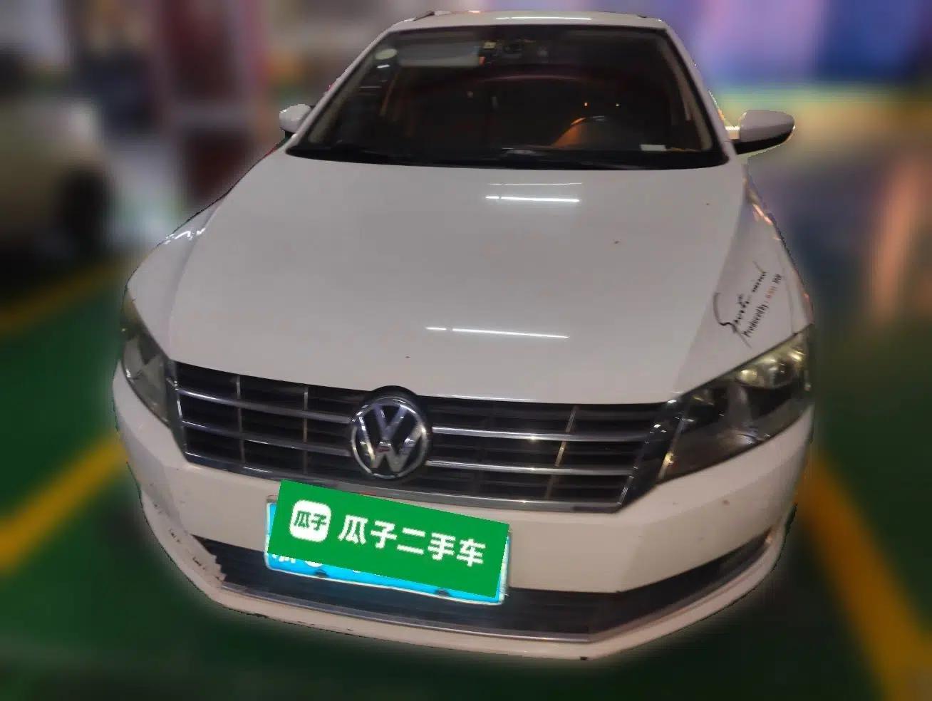 Volkswagen Gran Lavida 2013 1.6L Automatic Comfort Model — миниатюра 2