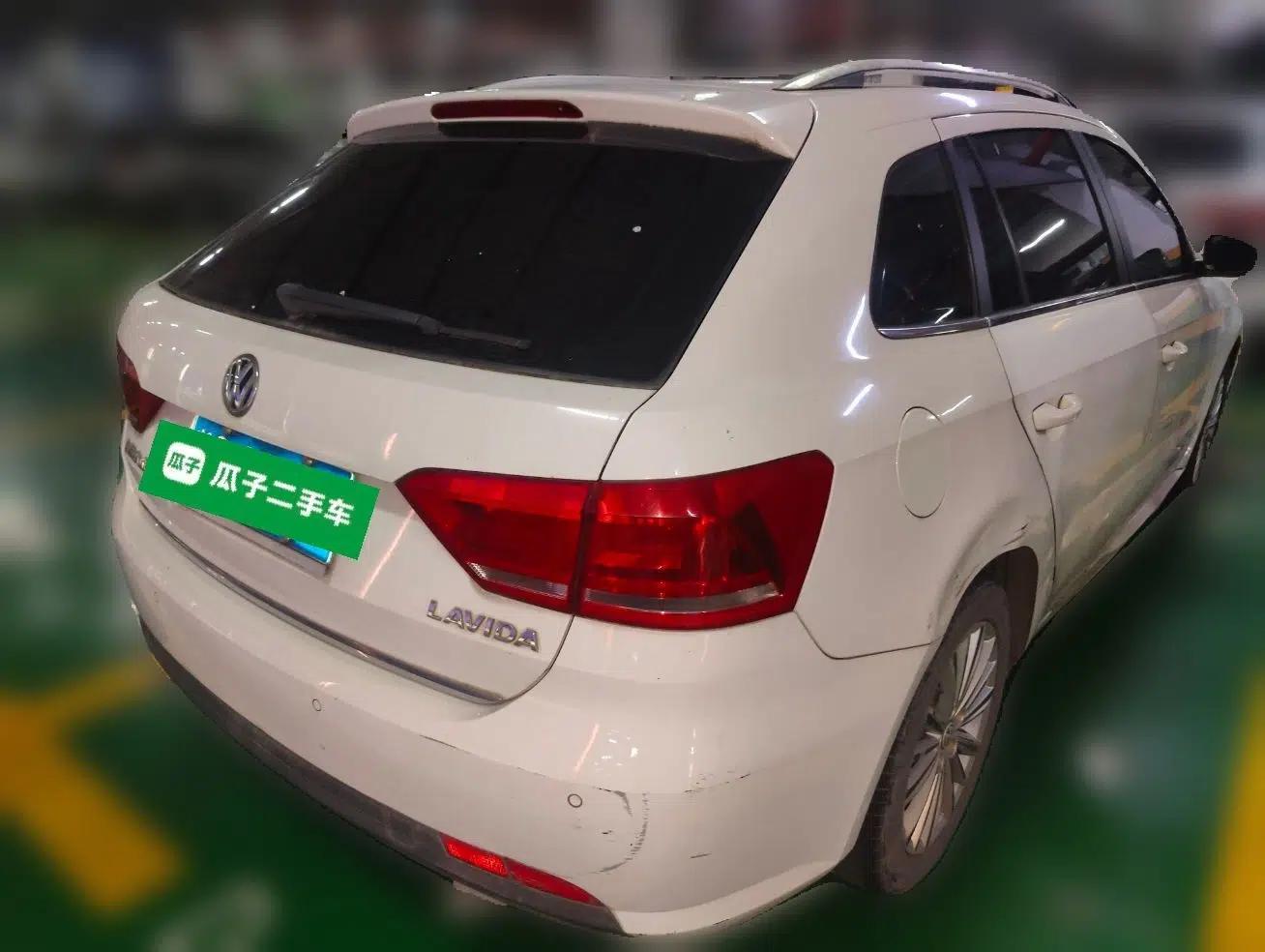 Volkswagen Gran Lavida 2013 1.6L Automatic Comfort Model — миниатюра 6