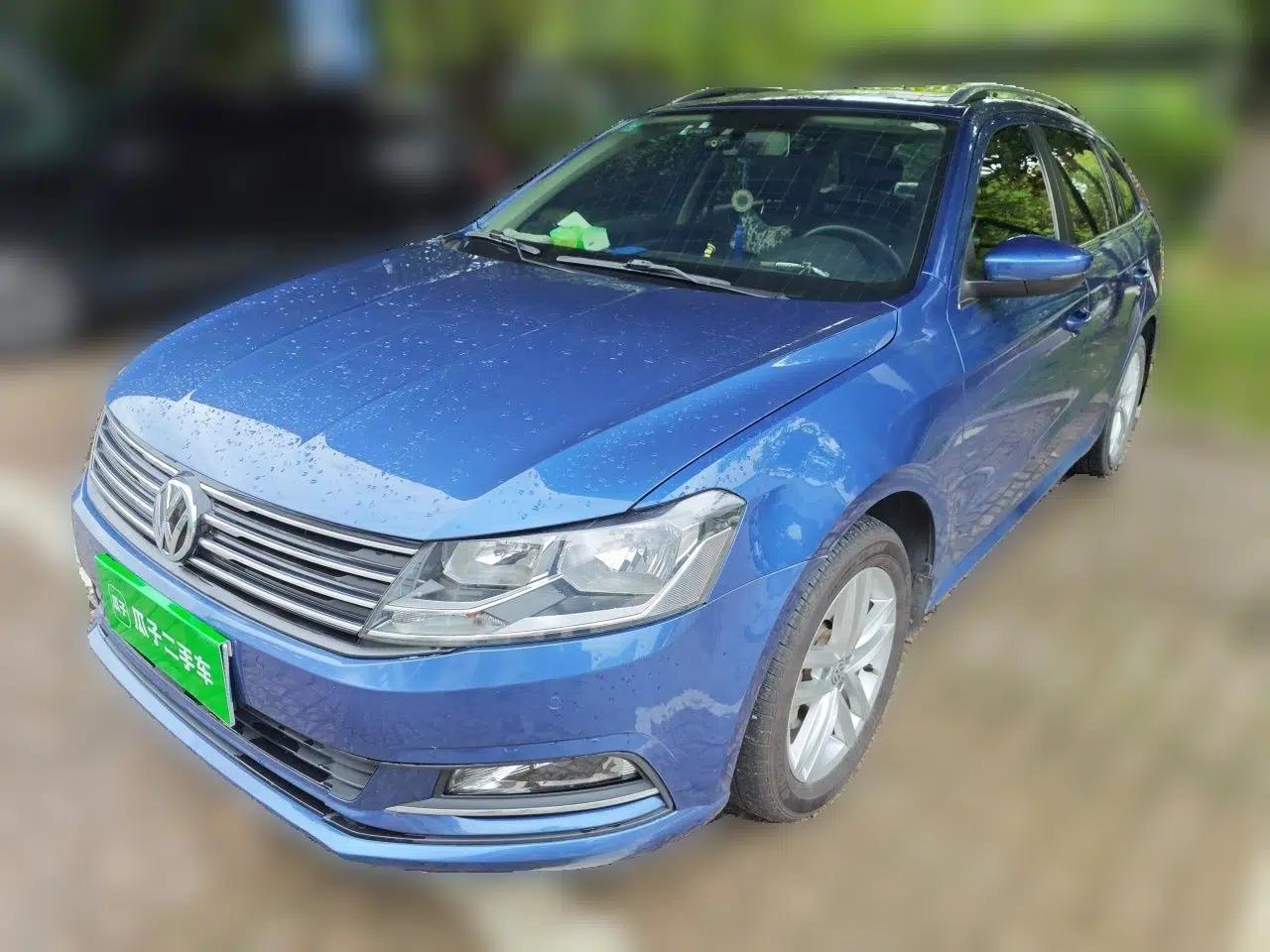 Volkswagen Gran Lavida 2015 1.6L Automatic Comfort Edition — миниатюра 1
