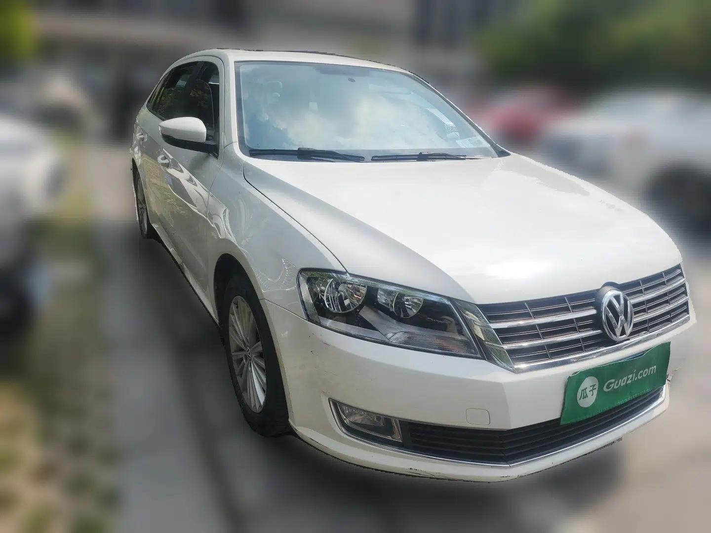 Volkswagen Gran Lavida 2013 1.6L Manual Comfort Model — миниатюра 3