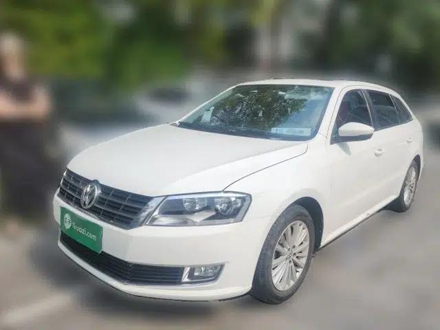 Volkswagen Gran Lavida 2013 1.6L Manual Comfort Model