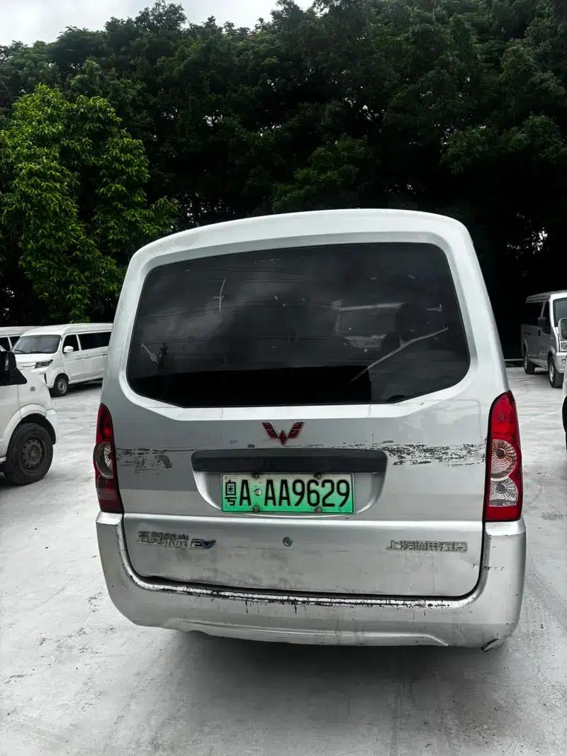 Wuling Rongguang EV 2022 Basic Bus Model (CATL) — миниатюра 5