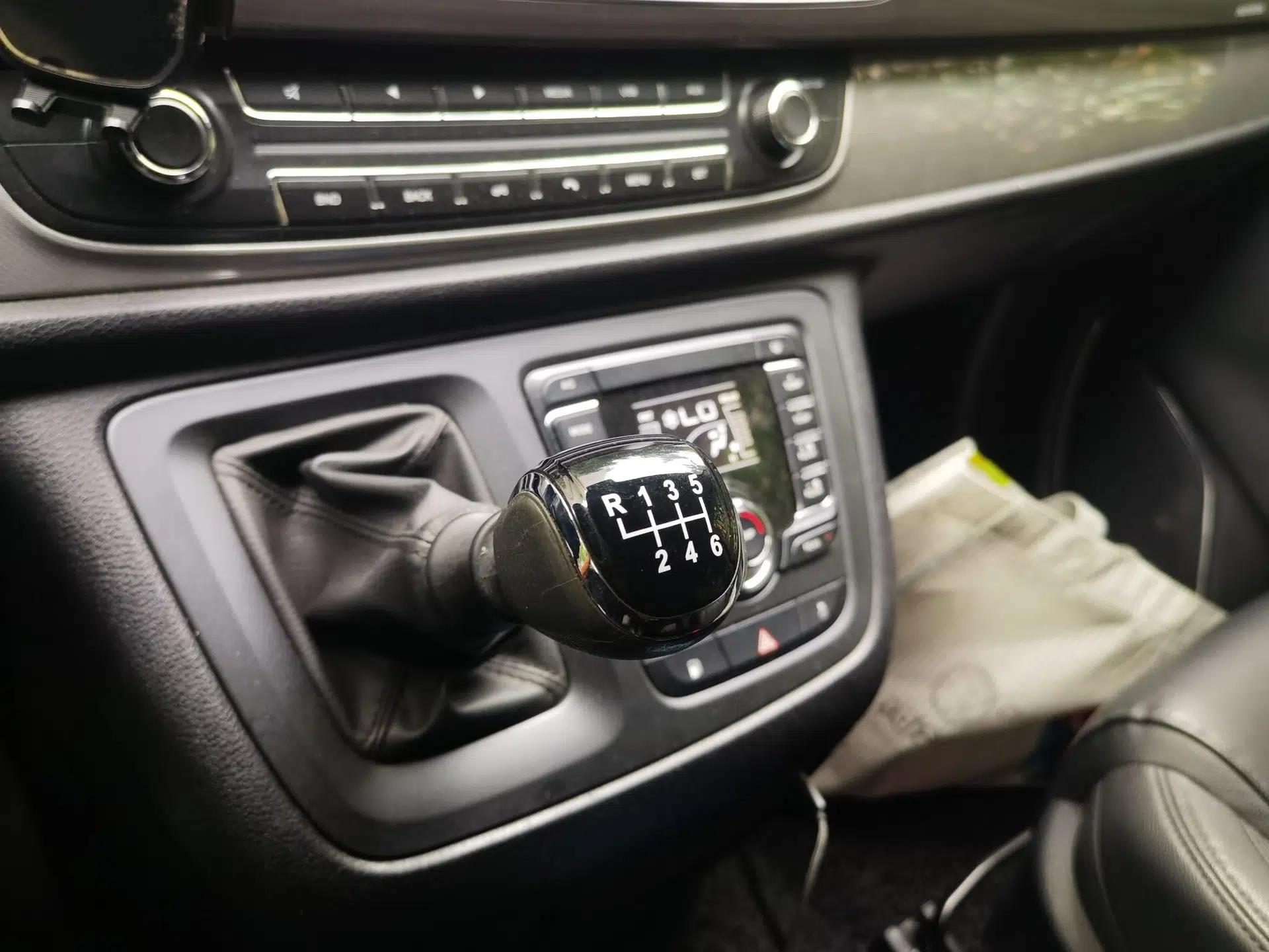 SAIC MAXUS G10 2021 2.0T Manual Elite Edition Gasoline 7-Seater — миниатюра 14