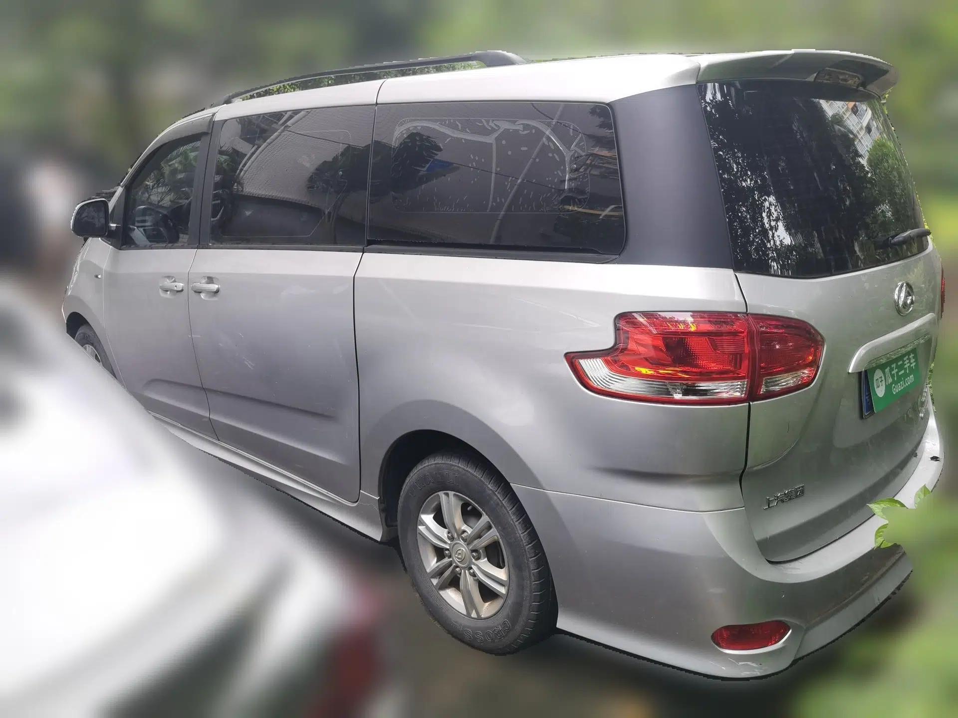 SAIC MAXUS G10 2021 2.0T Manual Elite Edition Gasoline 7-Seater — миниатюра 4