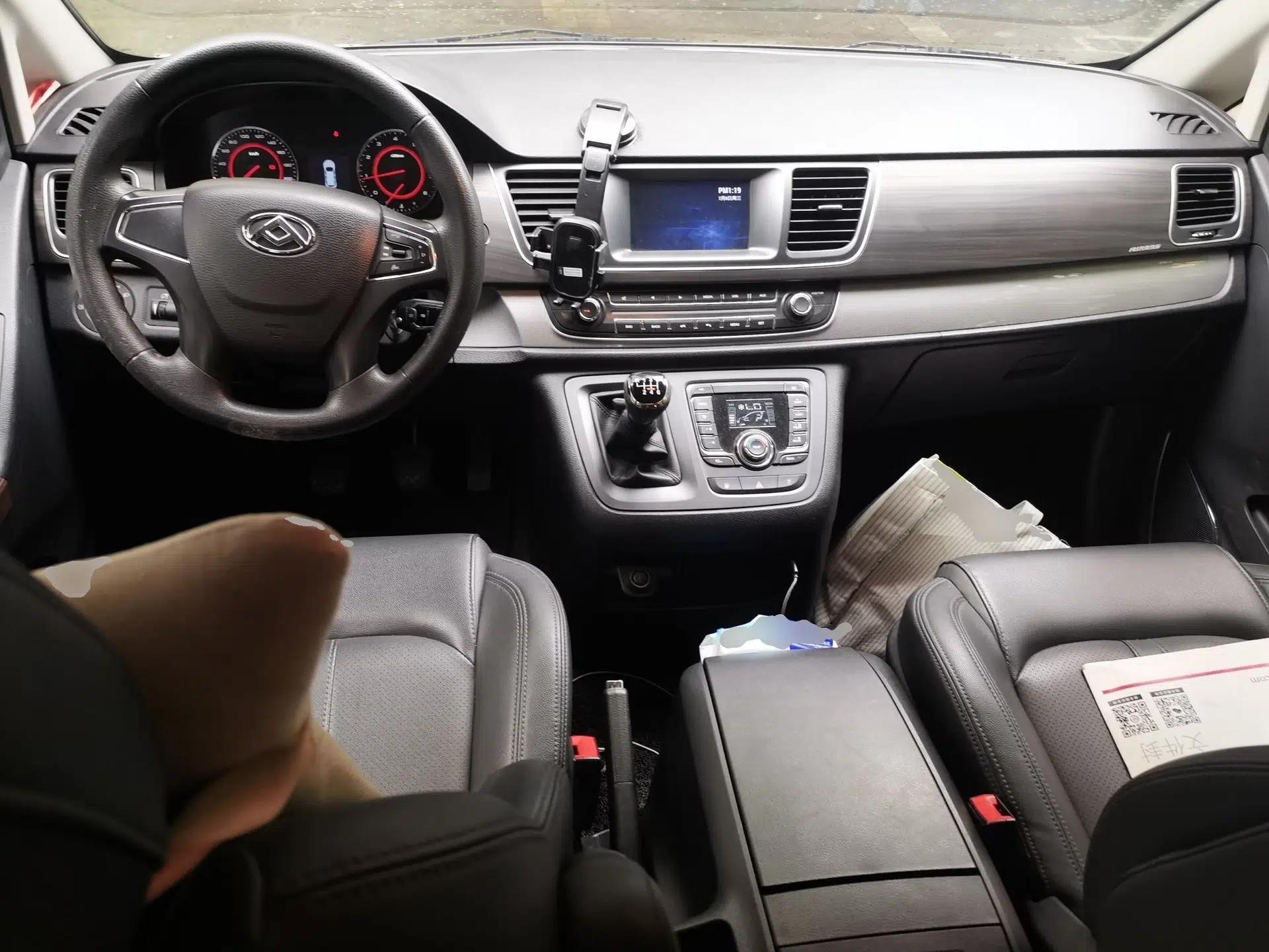 SAIC MAXUS G10 2021 2.0T Manual Elite Edition Gasoline 7-Seater — миниатюра 9