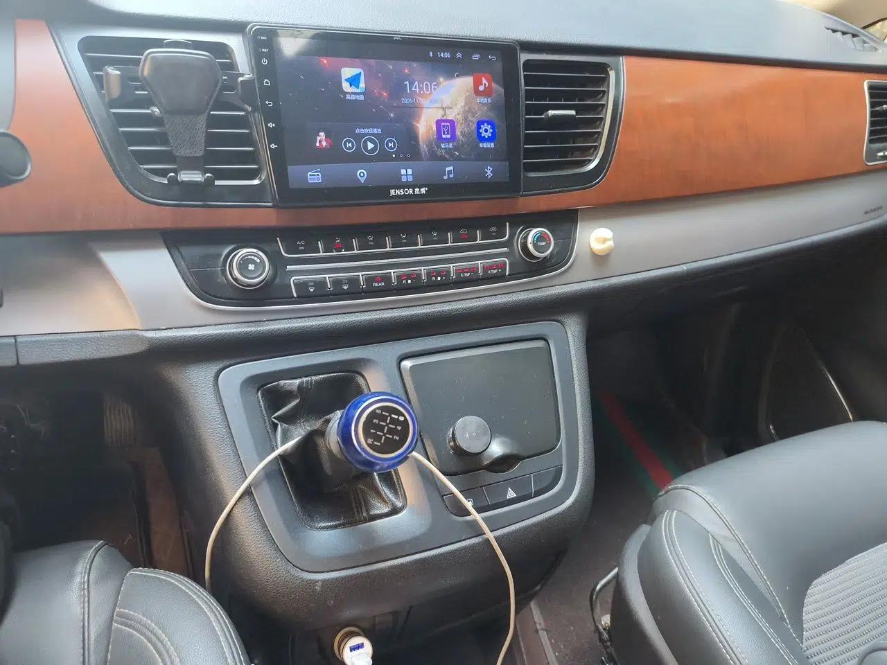 SAIC MAXUS G10 2.0T Manual Elite 5-Door — миниатюра 13