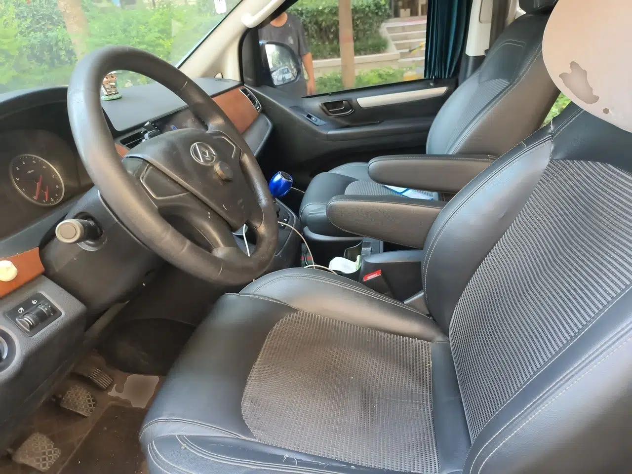 SAIC MAXUS G10 2.0T Manual Elite 5-Door — миниатюра 15