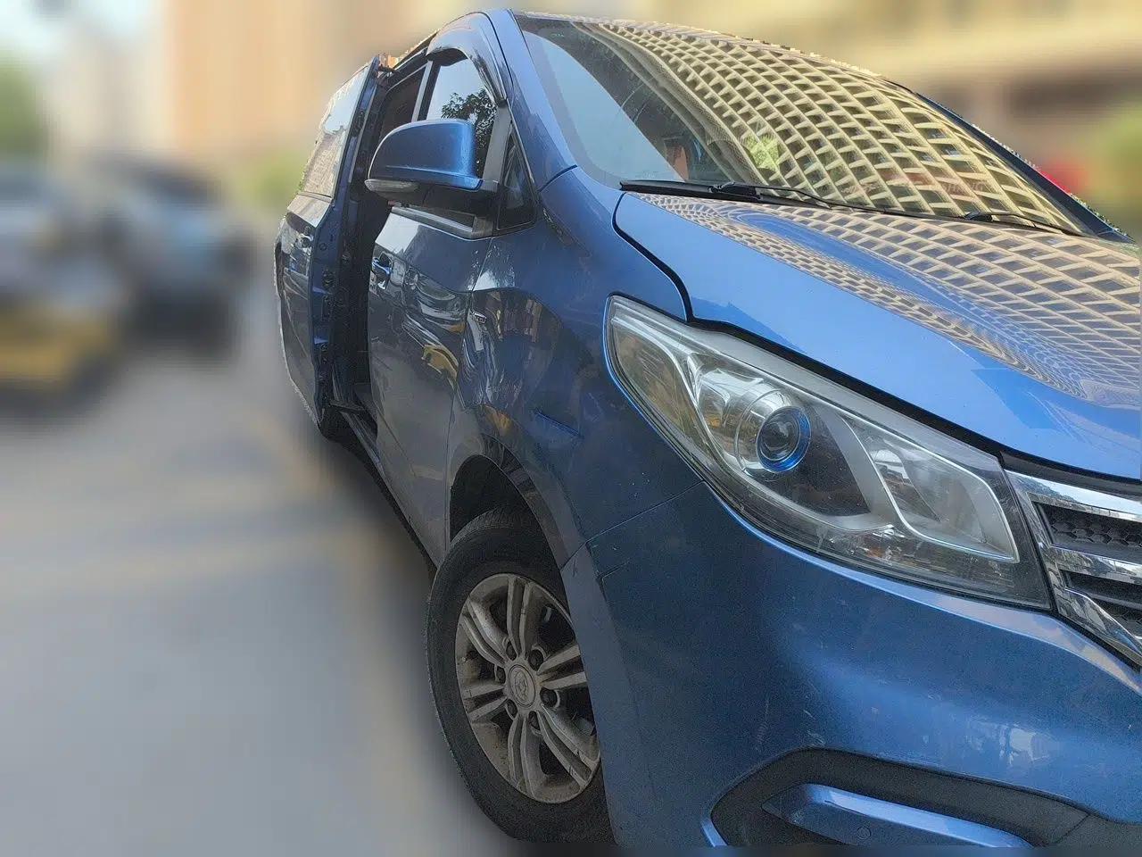 SAIC MAXUS G10 2.0T Manual Elite 5-Door — миниатюра 3