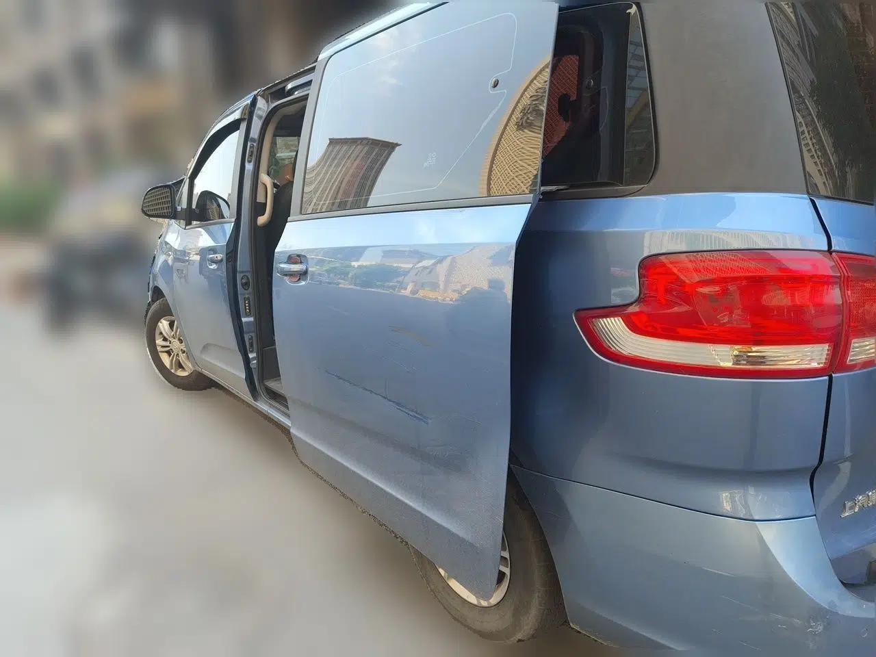 SAIC MAXUS G10 2.0T Manual Elite 5-Door — миниатюра 4