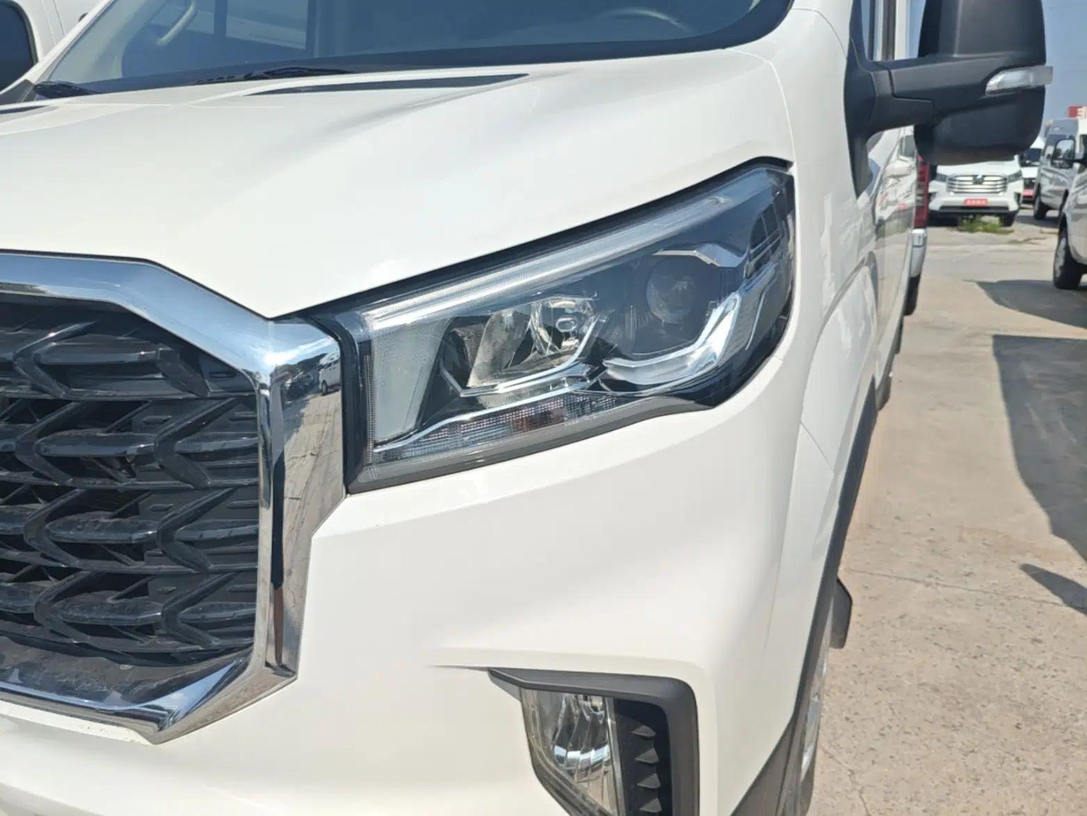 SAIC MAXUS Xintu V90 2024 ZhiJie 2.0T Automatic Front-Drive Long-Wheelbase High-Roof Model with Single Rear Tire 6/7 Seats — миниатюра 8