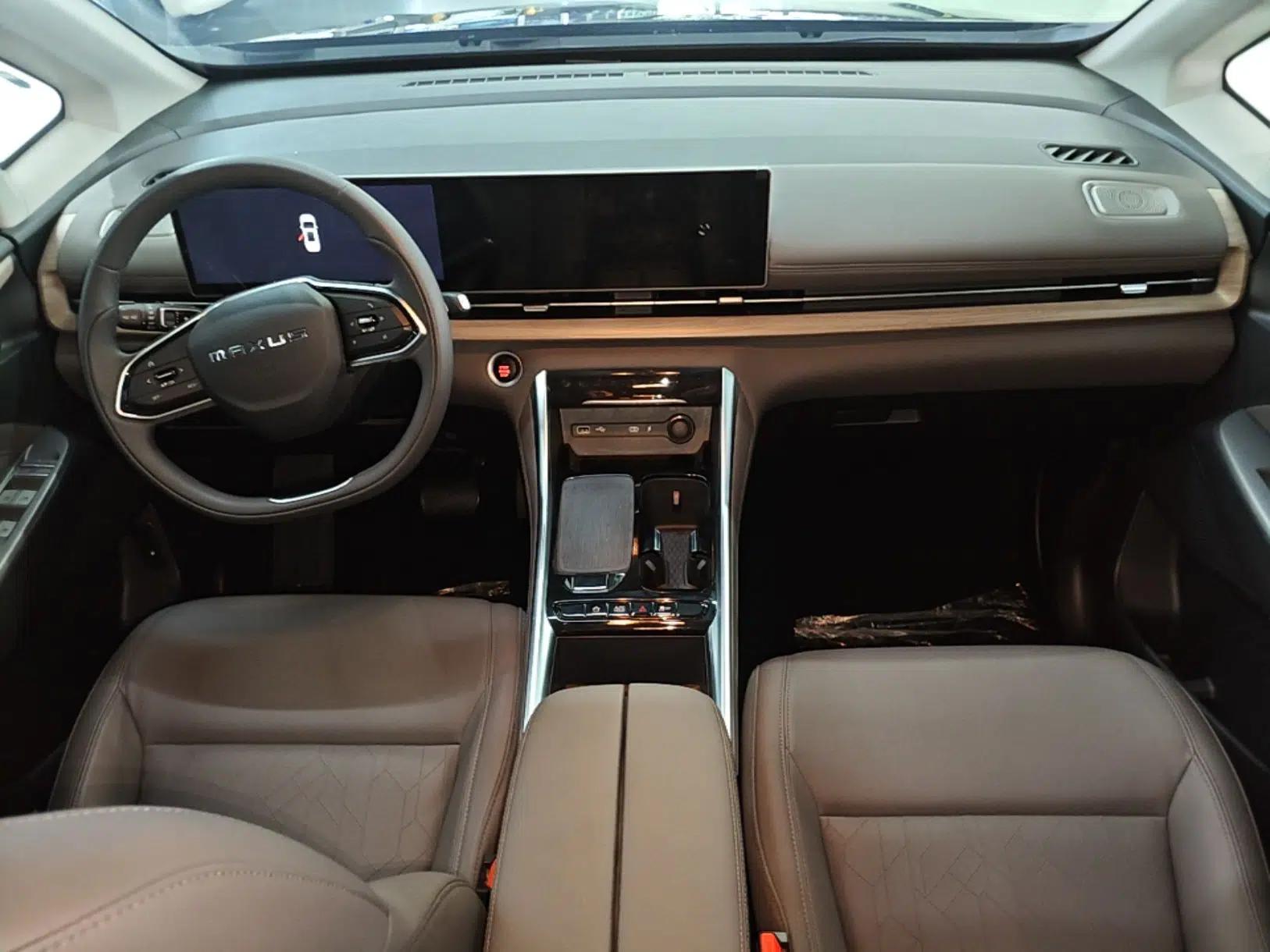 SAIC MAXUS G50 PHEV 2025 Leading Edition — миниатюра 12