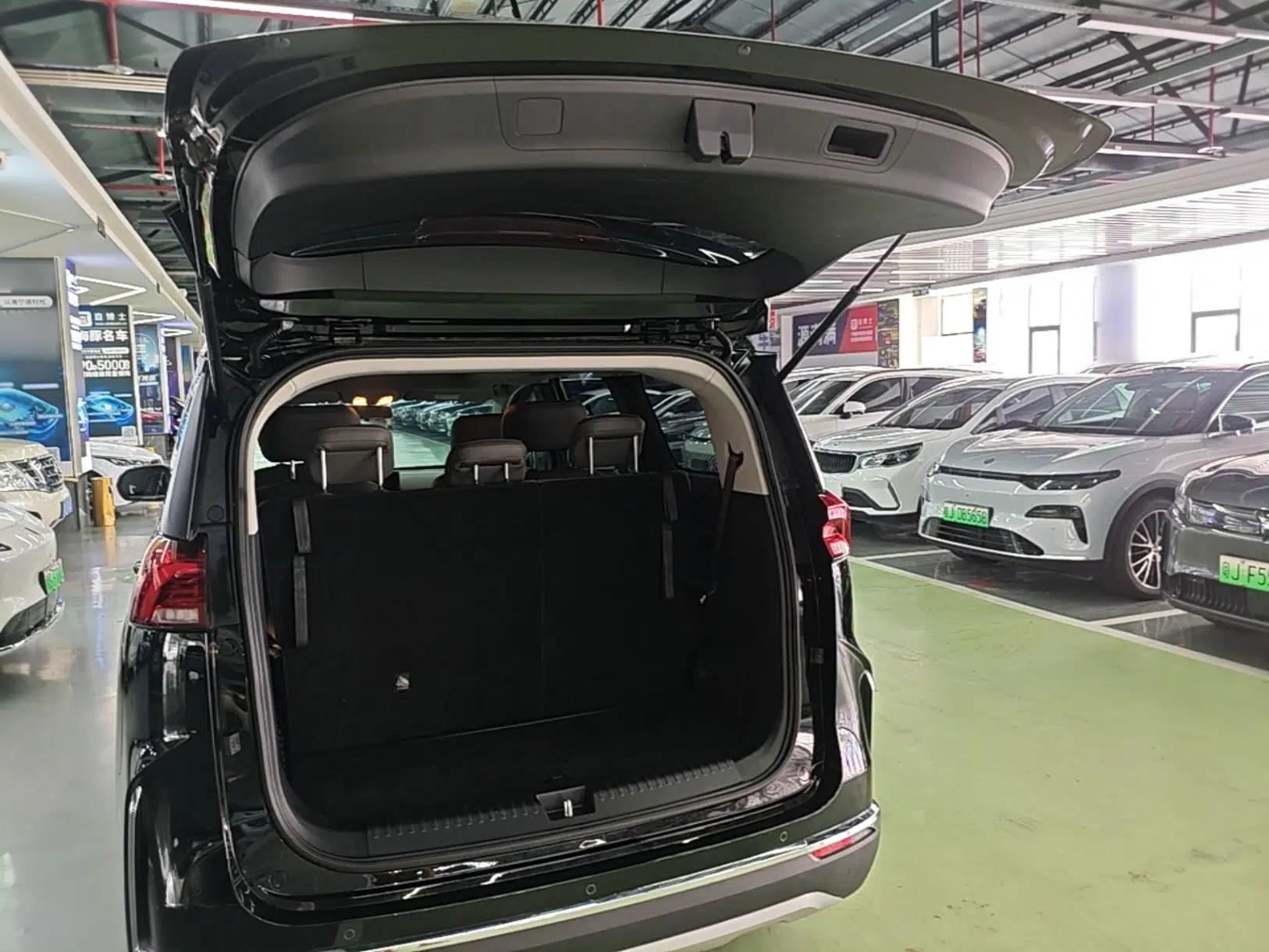 SAIC MAXUS G50 PHEV 2025 Leading Edition — миниатюра 22