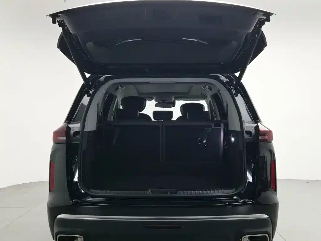 Starlight Moon 2023 400T 2WD Star Edition 7-Seater — миниатюра 16