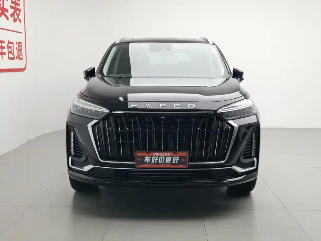 Starlight Moon 2023 400T 2WD Star Edition 7-Seater — миниатюра 3