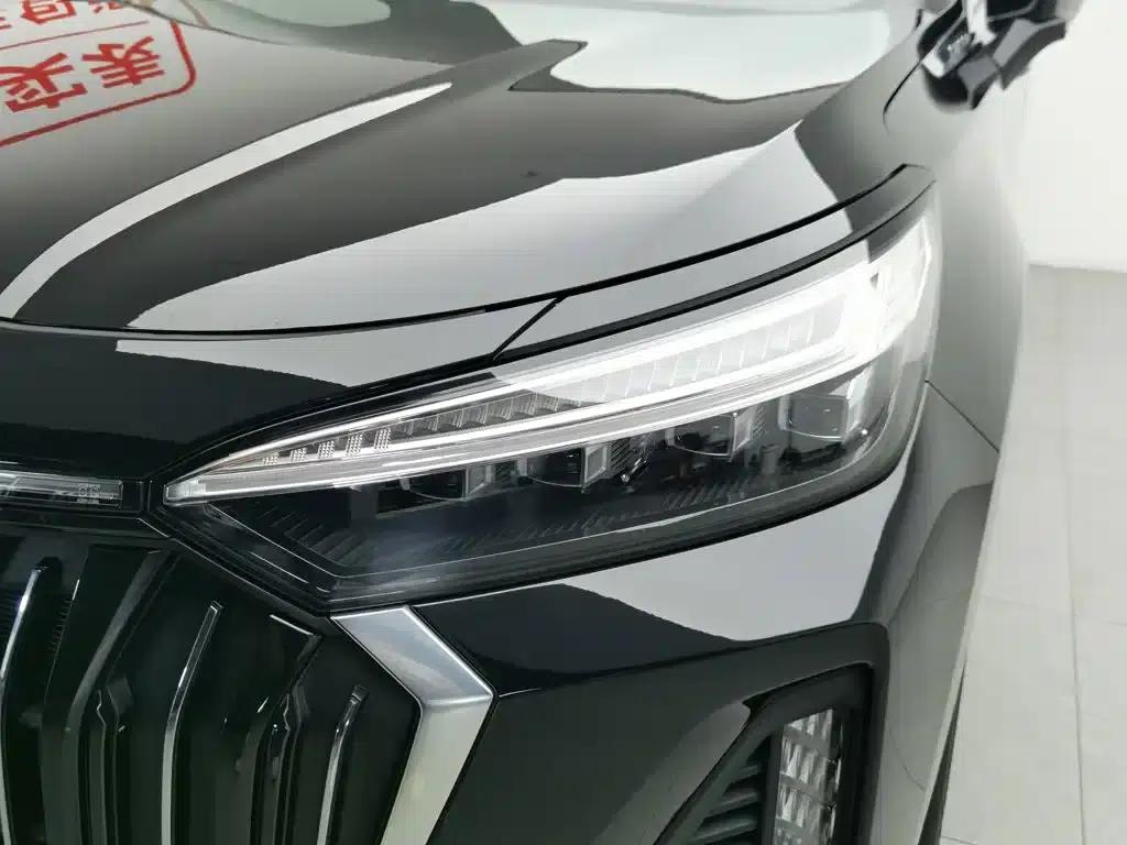 Starlight Moon 2023 400T 2WD Star Edition 7-Seater — миниатюра 7