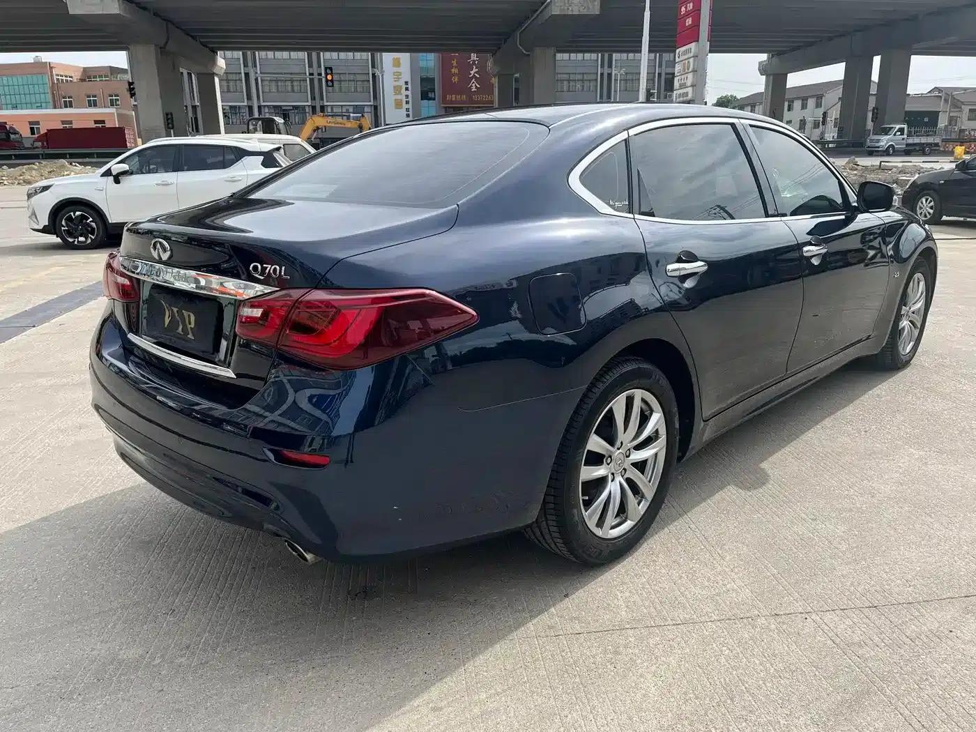 Infiniti Q70 2017 Q70L 2.5L Elite Edition — миниатюра 20
